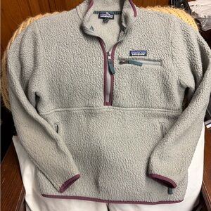 Patagonia Gray and Maroon Fleece Jacket